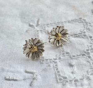 Daisy earrings